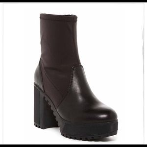 Atelje 71 black platform boots/ neoprene